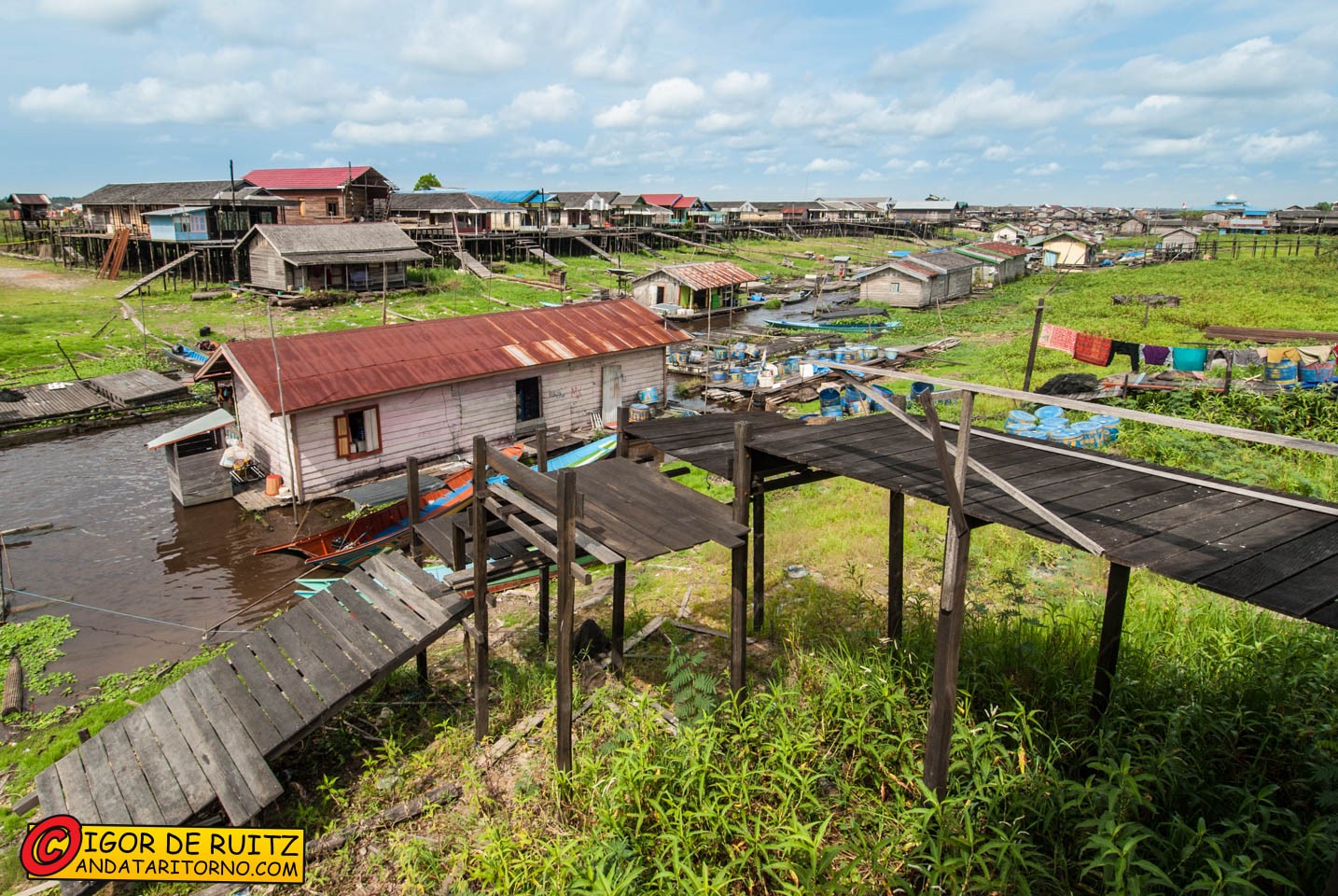 Villaggi presso il Danau Jempang