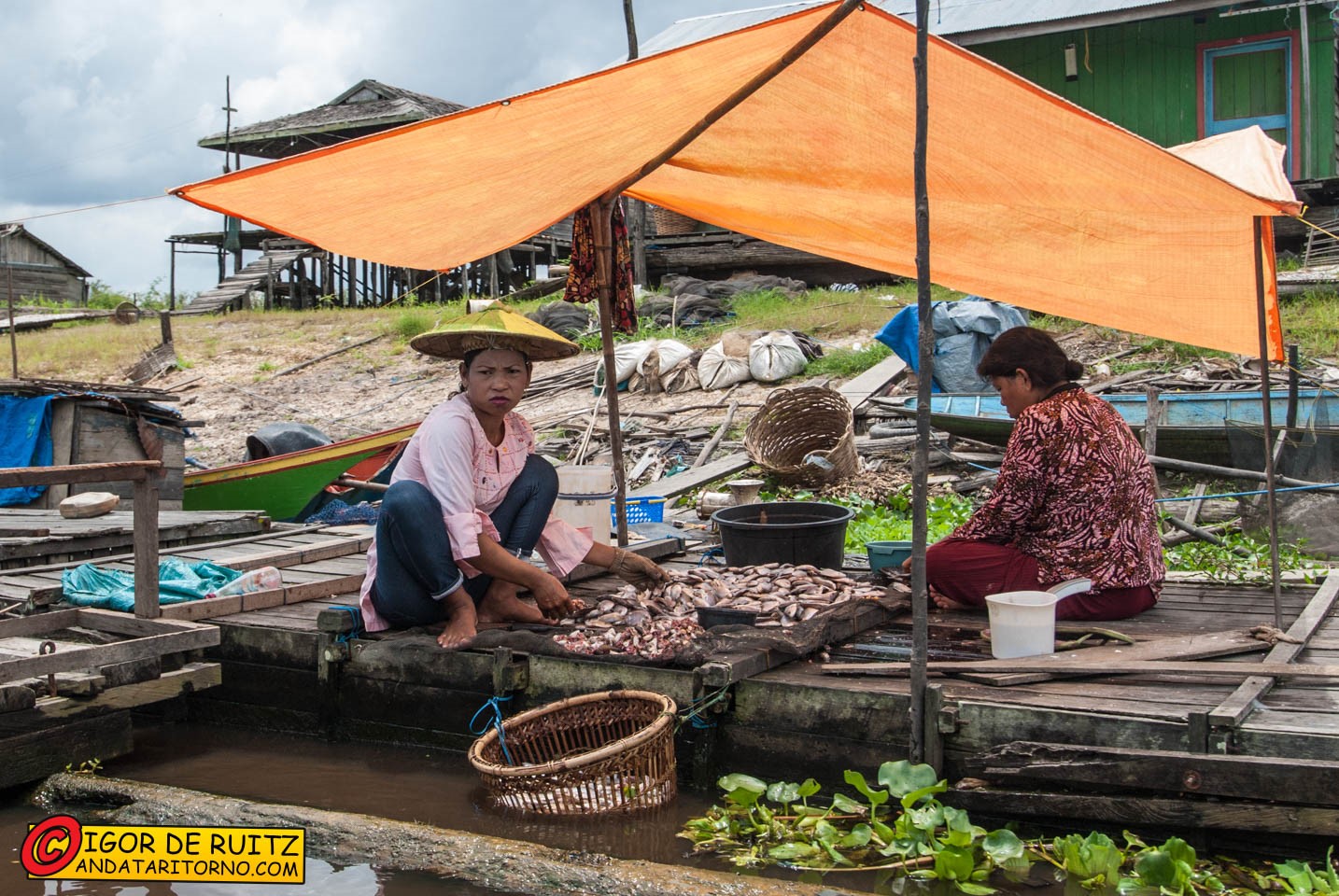 Villaggi presso il Danau Jempang