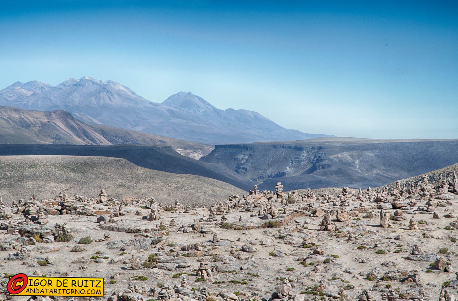 Paesaggi "lunari" durante il trasferimento al Canyon del Colca.